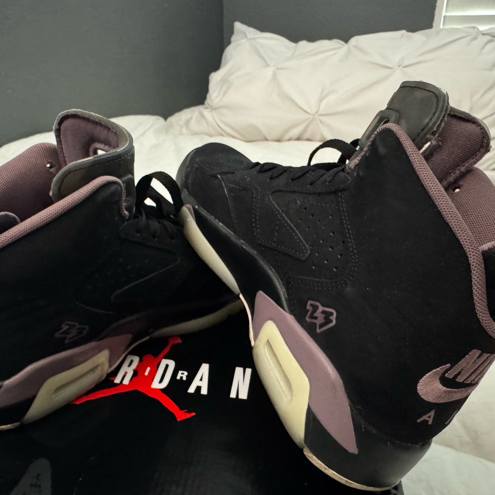 Nike Black and Purple High-Tops